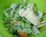 カリフラワーの葉っぱと茎のサラダ作り方4写真