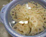 簡単☆れんこんとピーマンのカレーきんぴら作り方1写真