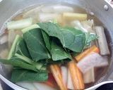 根菜たっぷりパスタのシーザーサラダ作り方4写真