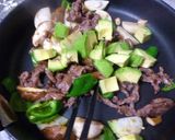牛肉と野菜のスパイシー和風炒め作り方9写真