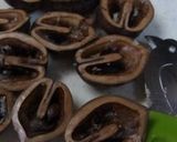 クルミの割り方　木の実のスポンジケーキ作り方7写真