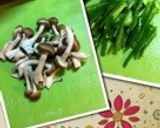♡豚肉ピーマンのピリ辛にんにく醤油炒め♡作り方1写真