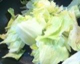 レタスの搾菜炒めヽ(｀⌒´)ノ作り方2写真
