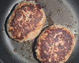 ちょびっと豪華♪ビーフ１００％ハンバーグ作り方4写真