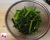 にんにくの芽と鶏モモ肉のオイマヨ炒め★作り方4写真