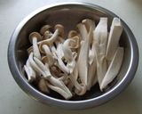 こってり旨い☆キノコとハマチの甘味噌炒め作り方2写真