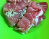 大根の葉と豚肉のオイスター炒め作り方1写真