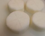 とろ〜りチーズ♡大根のコンソメ煮。作り方1写真