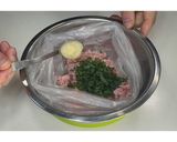 豚ひき肉と大葉のちくわの肉詰め★動画あり作り方6写真