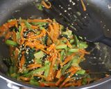 10分♪小松菜とにんじんのごま味噌炒め作り方3写真