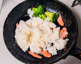 残ったカレーをリメイク✿カレー炒飯作り方7写真