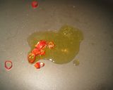 アジア風♪豆苗のピリ辛胡麻炒め♪作り方1写真
