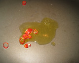 アジア風♪豆苗のピリ辛胡麻炒め♪作り方1写真