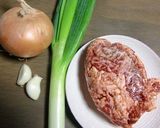 味付け肉をプラスアルファで味わう作り方1写真