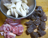 大根を入れちゃった博多のがめ煮（筑前煮）作り方1写真