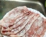 パパレシピ〜カリッとジューシー豚肉生姜焼作り方1写真