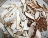 エリンギと豚肉の中華炒め作り方1写真