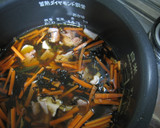 簡単で旨い✿芽ひじきと鶏肉の炊き込みご飯作り方5写真
