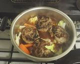 野菜たっぷり　チーズｉｎ煮込みハンバーグ作り方7写真
