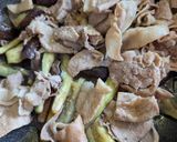 簡単★茄子と豚こま肉のバタポン炒め作り方4写真