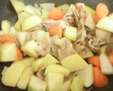 白だしで簡単～美味しい～豚じゃが作り方1写真