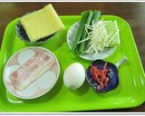 インスタント豚骨ラーメンにお好みのせ♪作り方1写真
