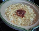 土鍋でラーメン 鶏肉と菠薐草 卵をのせて作り方2写真