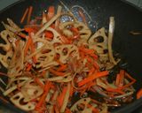シャキ旨っ☆ベー根菜のバルサミコ醤油麺作り方2写真