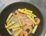 むきえびと水煮姫竹の塩麹しょうが炒め作り方5写真