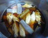 鶏スペアリブとコンニャクの煮物作り方3写真