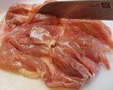 あぶり鶏もも肉の白ワイン蒸し作り方1写真
