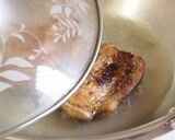 あぶり鶏もも肉の白ワイン蒸し作り方4写真
