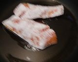 ピリッと辛い、生鮭のムニエルアスパラそえ作り方2写真