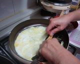 韓国版オムライス?! 卵巻きごはん作り方5写真