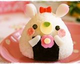 ＊キャラ弁＊　うさぎちゃんおにぎり♡作り方5写真