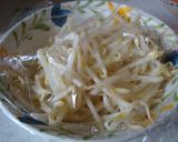 マルちゃん※ふわふわ卵のもやしラーメン作り方3写真