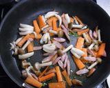 シャキシャキサラダの焼きうどん作り方2写真