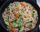 シャキシャキサラダの焼きうどん作り方3写真