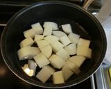 大根と鶏肉のゆずジャム煮。作り方2写真