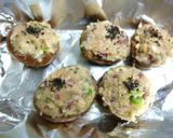 タコ入り鶏つくねの椎茸笠焼き作り方5写真