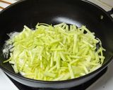 台湾料理～台湾セロリと卵の炒め作り方3写真