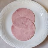 お弁当にレンジで簡単！くるくるハムチーズ巻き！作り方1写真