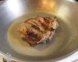 あぶり鶏もも肉の白ワイン蒸し作り方6写真