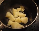 昆布のうまみで美味しい♪　粉ふきいも作り方2写真
