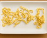 簡単ランチ！豆腐皮の担々麺風サラダボウル作り方2写真