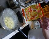 【俺の】味噌カルボナーラ♪マルちゃんで。作り方2写真