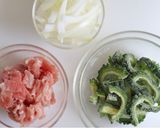 栄養満点◎豚肉とゴーヤのふわふわ卵スープ作り方1写真