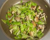 簡単ワンパン◎鶏肉とキャベツの旨ぽん炒め作り方3写真