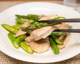 アスパラと鶏胸肉のごま油炒め作り方8写真