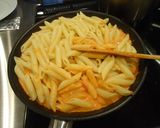 『蟹のトマトクリームパスタ』作り方6写真